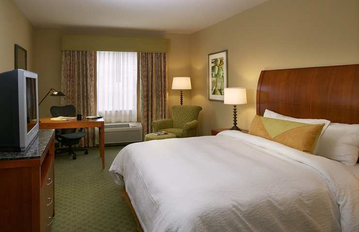 Hilton Garden Inn Birmingham SE/Liberty Park Exterior foto